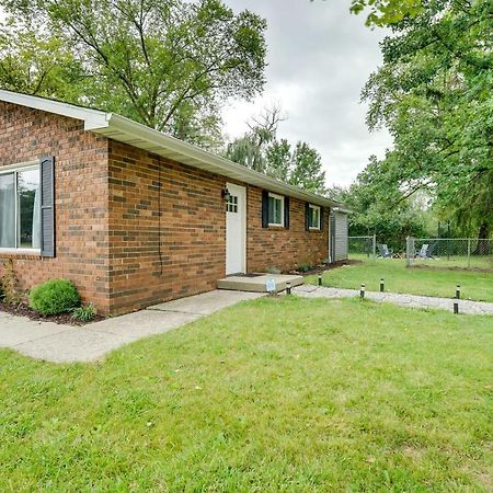 Cozy Ann Arbor Home With Yard And Fire Pit! Exterior photo